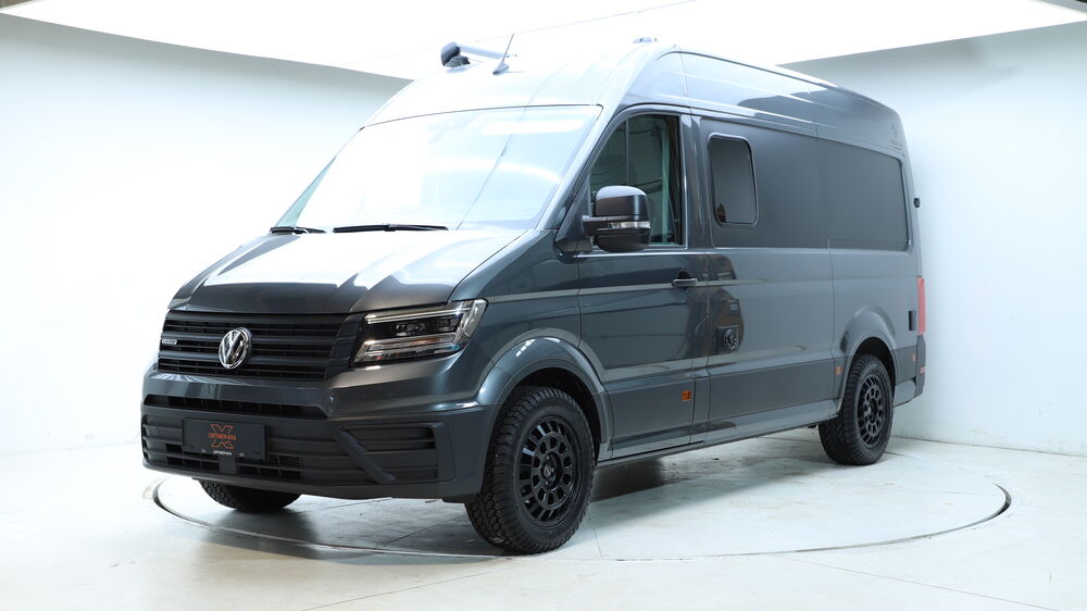 VW Crafter Aqulia C6 4x4 Adventure Camper, Seitenansicht — Auto Ortner Villach